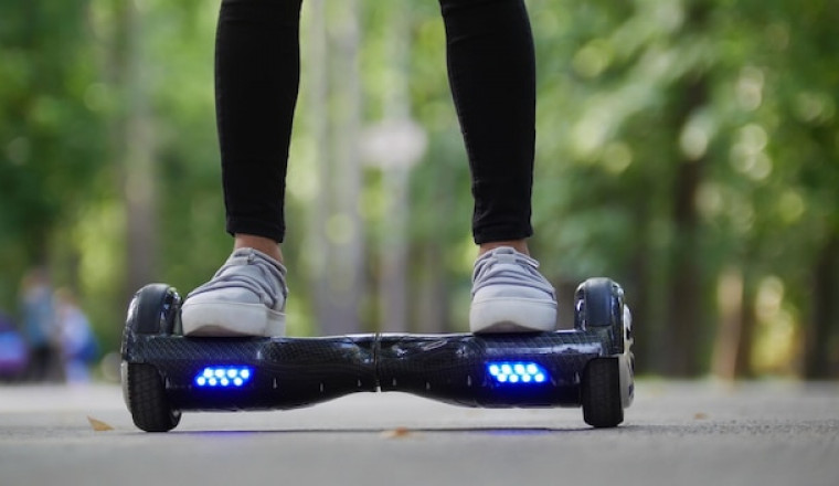 Exploring the Hoverboard Craze: The 6 Best Hoverboard Picks for 2024